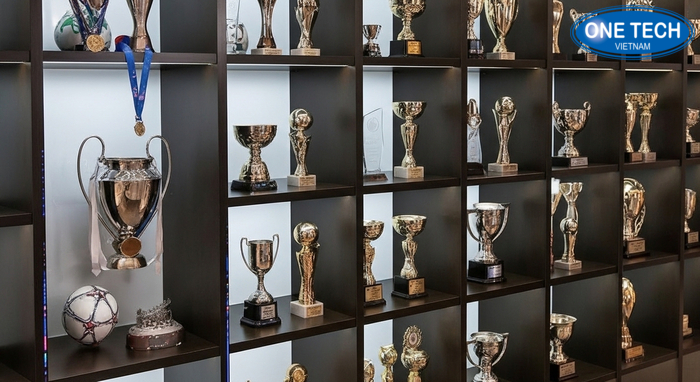 Xu hướng kệ trưng bày cúp hiện đại Xu hướng kệ trưng bày cúp hiện đại phong cách tối giản