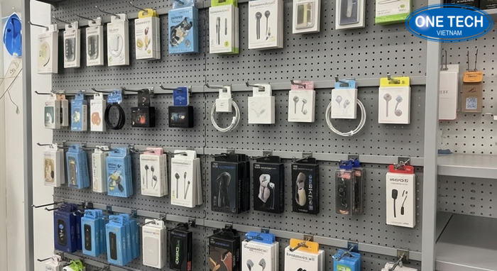 Kệ tôn đục lỗ lưng giọt nước gắn móc treo phụ kiện điện thoại tải trọng cao