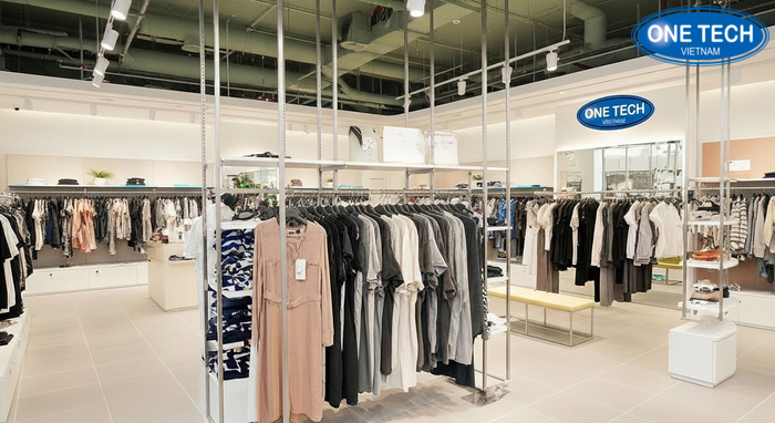 Thiết kế kệ trưng bày shop quần áo theo phong cách trẻ trung Layout shop thời trang trẻ trung với kệ decor theo yêu cầu