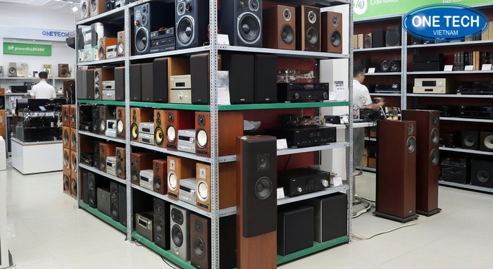 Không gian trưng bày kệ trưng bày loa tại Kệ siêu thị Thanh Hóa